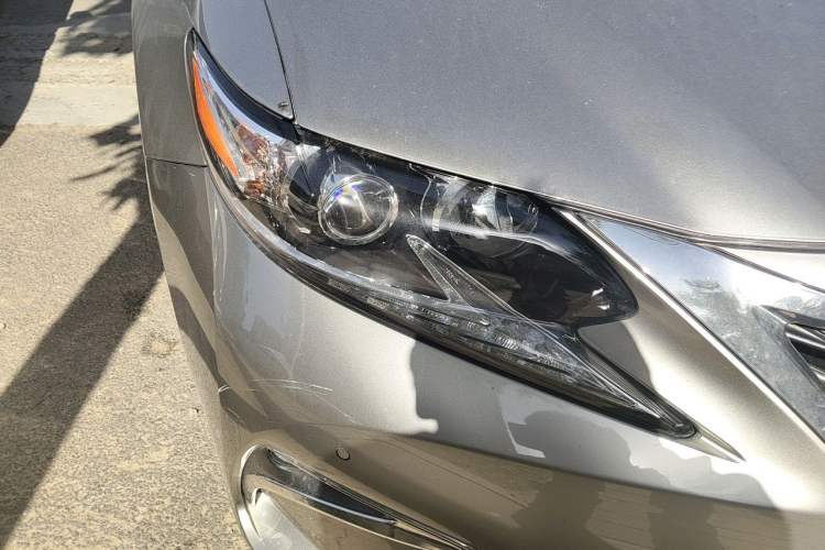 Used Lexus ES 2017 200 30th Anniversary Edition Right Front Headlight