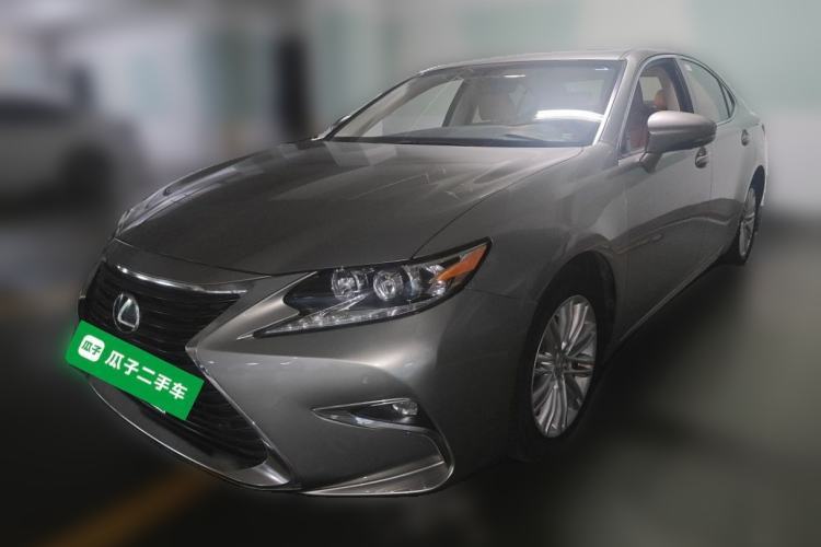 Used Lexus ES 2017 200 30th Anniversary Edition Guazi used car, China used car export, Used car for sale, Used  cars, Cheapest cars for sale