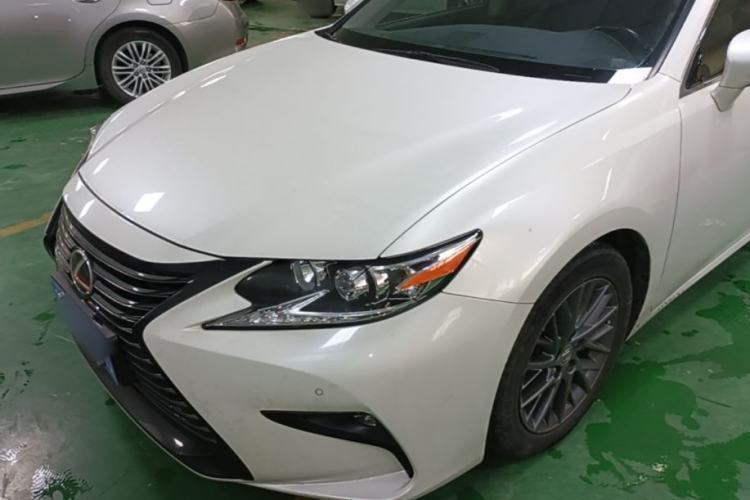 Used Lexus ES 2017 200 30th Anniversary Edition Guazi used car, China used car export, Used car for sale, Used cars, Cheapest cars for sale
