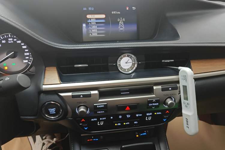 Used Lexus ES 2017 200 30th Anniversary Edition Audio And AC Panel