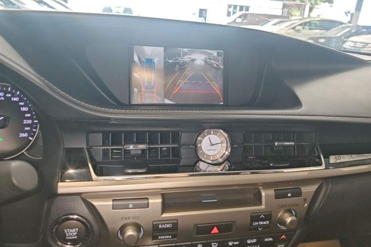 Used Lexus ES 2017 200 30th Anniversary Edition Audio And AC Panel
