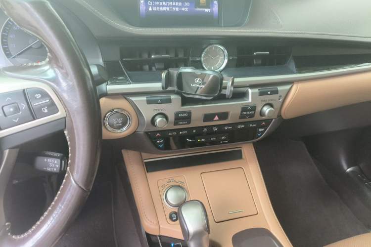 Used Lexus ES 2017 200 30th Anniversary Edition Audio And AC Panel