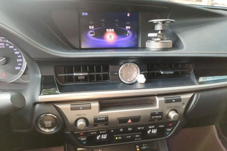 Used Lexus ES 2017 200 30th Anniversary Edition Audio And AC Panel