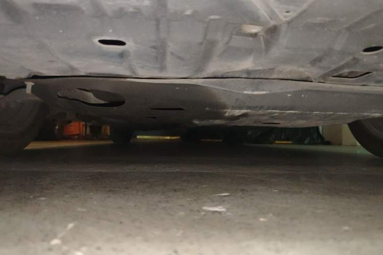 Used Lexus ES 2017 300h Mark Levinson Comfort Edition Chassis Front