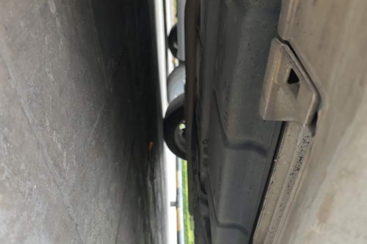 Used Lexus ES 2017 200 30th Anniversary Edition Chassis Rear Left