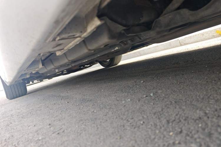 Used Lexus ES 2017 200 30th Anniversary Edition Chassis Rear Left