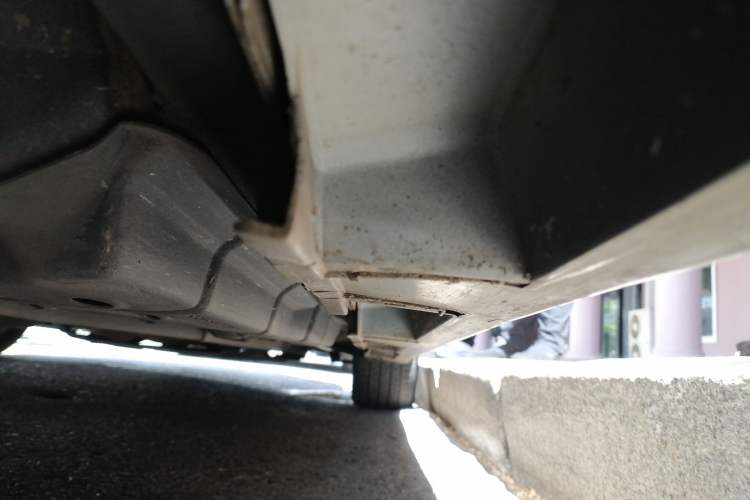 Used Lexus ES 2017 300h Mark Levinson Comfort Edition Chassis Rear Right