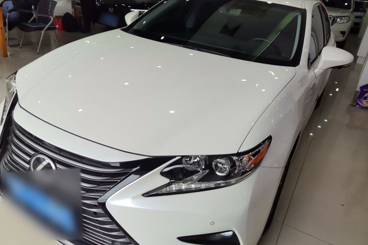 Used Lexus ES 2017 200 30th Anniversary Edition Guazi used car, China used car export, Used car for sale, Used cars, Cheapest cars for sale