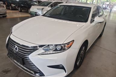 Used Lexus ES 2017 200 30th Anniversary Edition