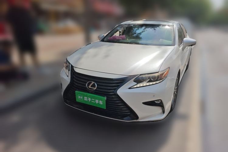 Used Lexus ES 2017 200 30th Anniversary Edition Guazi used car, China used car export, Used car for sale, Used  cars, Cheapest cars for sale
