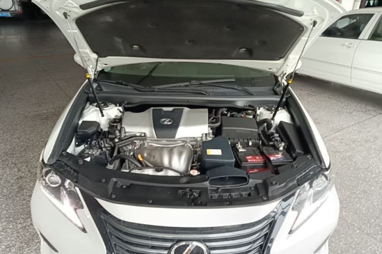 Used Lexus ES 2017 200 30th Anniversary Edition Engine Bay