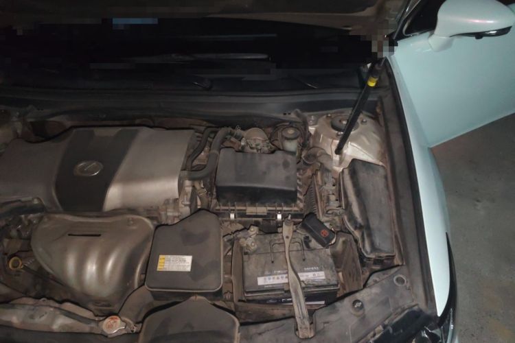 Used Lexus ES 2017 200 30th Anniversary Edition Engine Bay Left