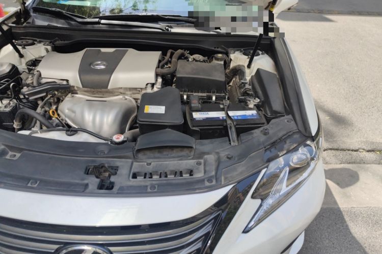 Used Lexus ES 2017 200 30th Anniversary Edition Engine Bay Left