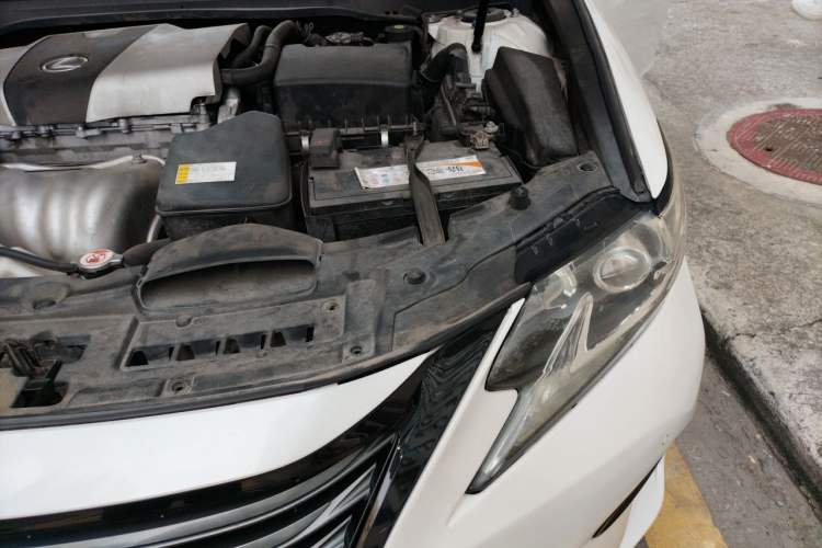 Used Lexus ES 2017 200 30th Anniversary Edition Engine Bay Left