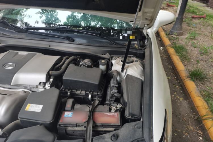 Used Lexus ES 2017 200 30th Anniversary Edition Engine Bay Left