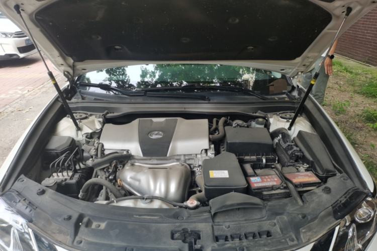 Used Lexus ES 2017 200 30th Anniversary Edition Engine Bay