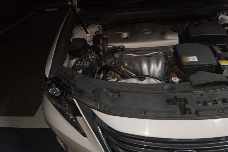 Used Lexus ES 2017 250 Mark Levinson Luxury Edition Engine Bay Right
