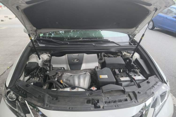 Used Lexus ES 2017 200 30th Anniversary Edition Engine Bay