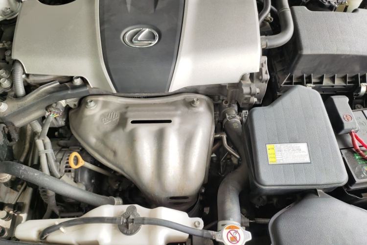 Used Lexus ES 2017 200 30th Anniversary Edition Engine Bay