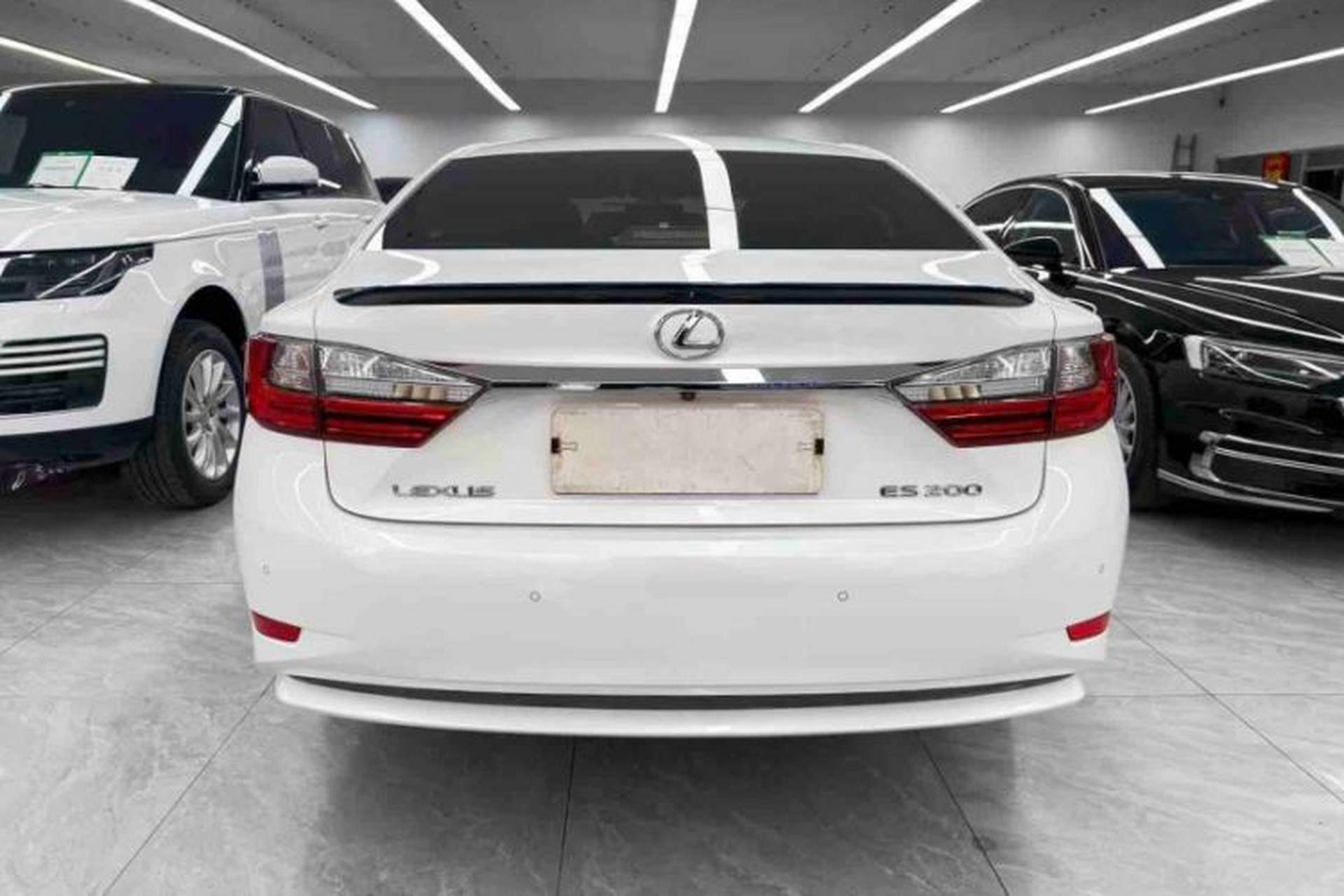 Used Lexus ES 2017 200 30th Anniversary Edition Exterior 1