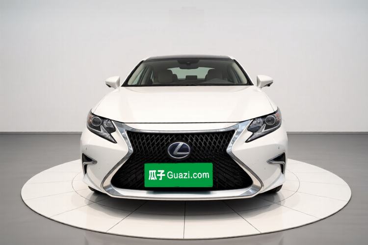 Used Lexus ES 2017 300h Mark Levinson Comfort Edition Exterior 1