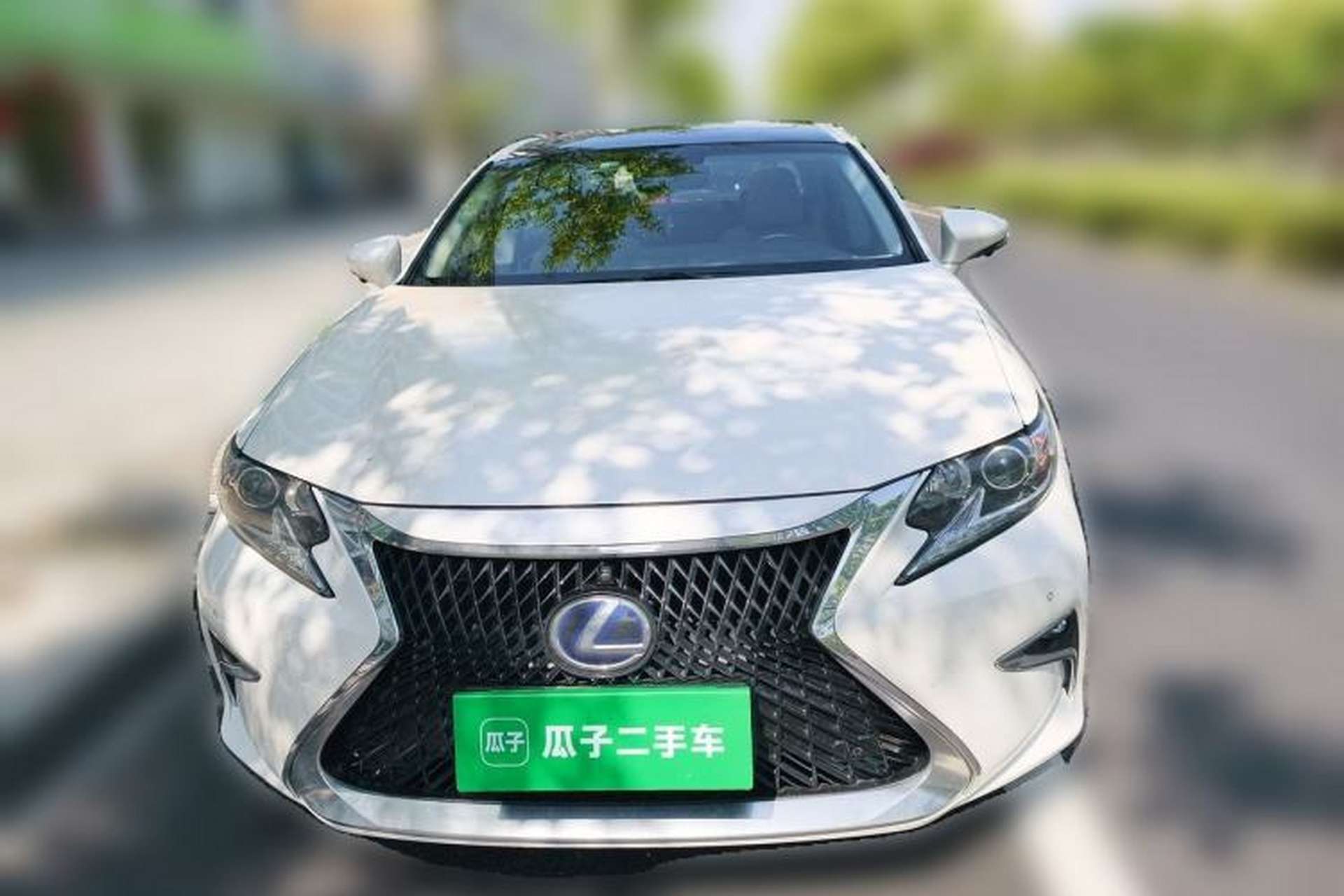 Used Lexus ES 2017 300h Mark Levinson Comfort Edition Exterior 1