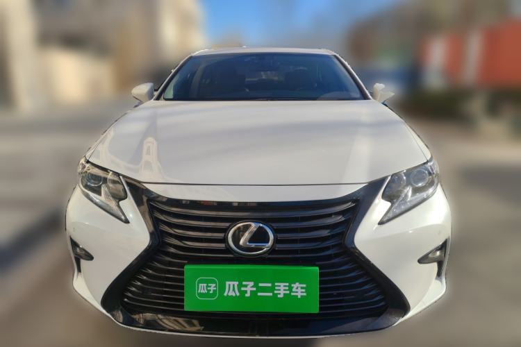 Used Lexus ES 2017 200 30th Anniversary Edition Exterior 1