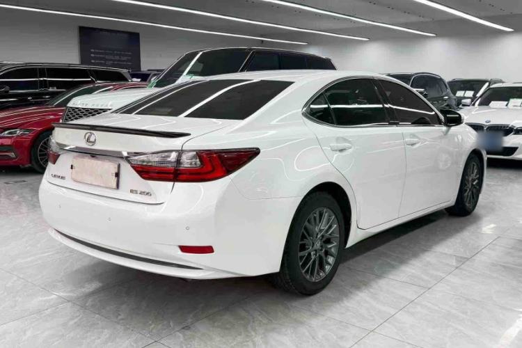 Used Lexus ES 2017 200 30th Anniversary Edition Exterior 2
