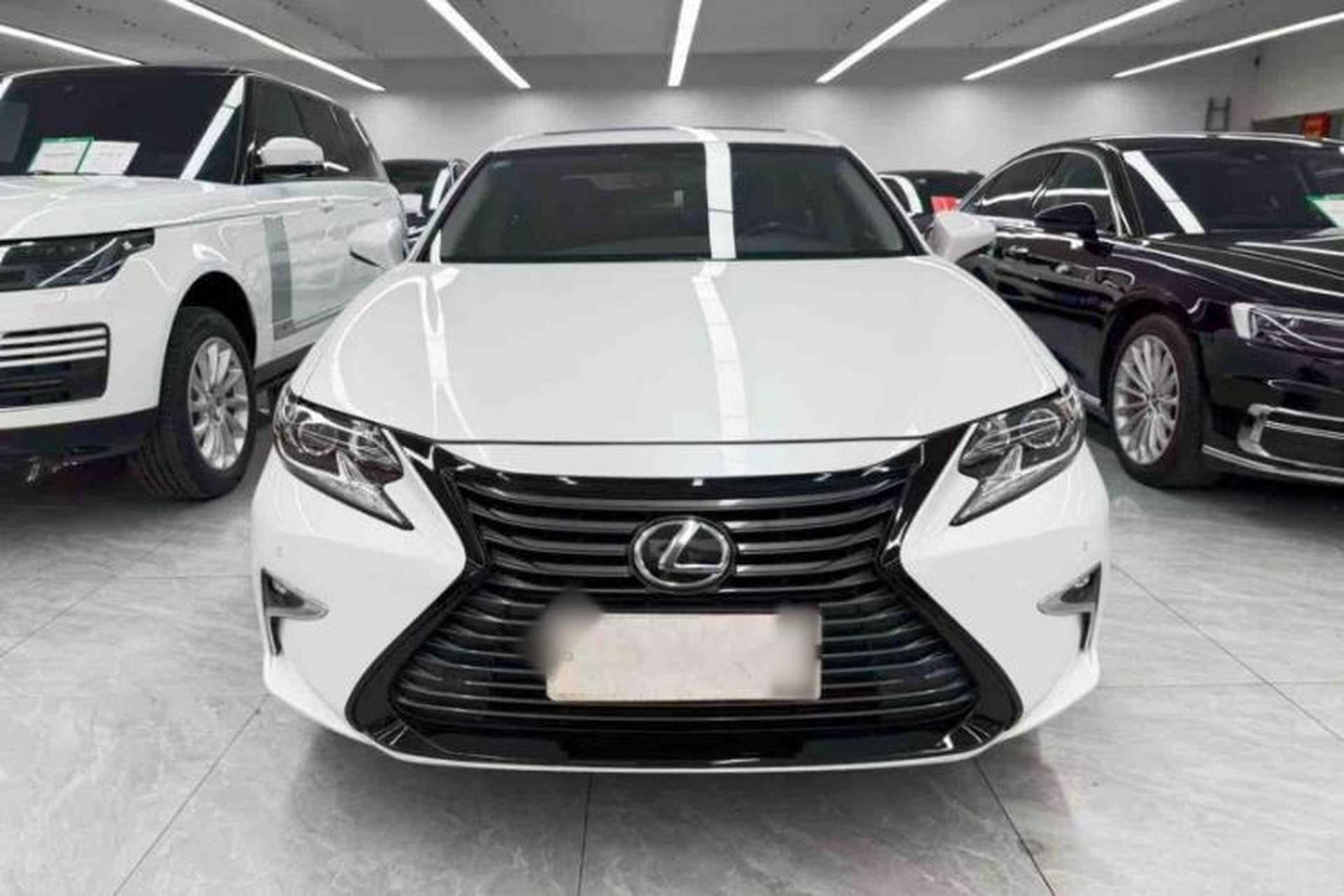 Used Lexus ES 2017 200 30th Anniversary Edition Exterior 4