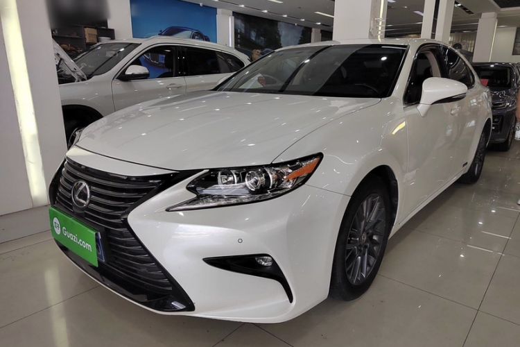 Used Lexus ES 2017 200 30th Anniversary Edition Exterior 5