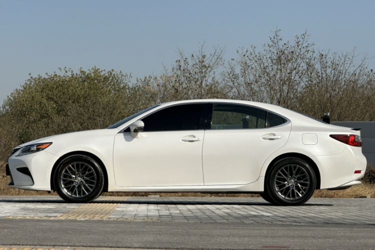 Used Lexus ES 2017 200 30th Anniversary Edition Exterior 5