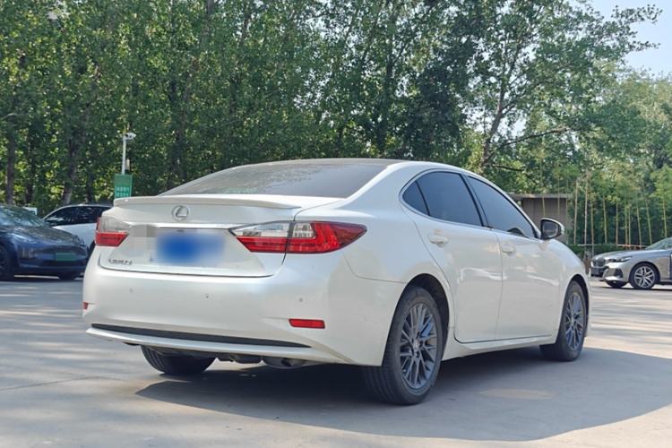 Used Lexus ES 2017 200 30th Anniversary Edition Exterior 6