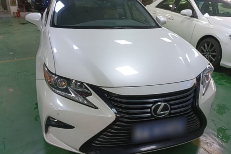 Used Lexus ES 2017 200 30th Anniversary Edition Front