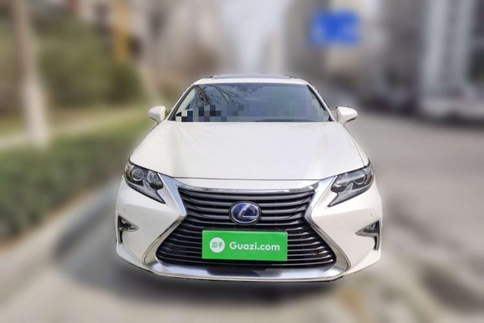 Used Lexus ES 2017 300h Mark Levinson Comfort Edition Front
