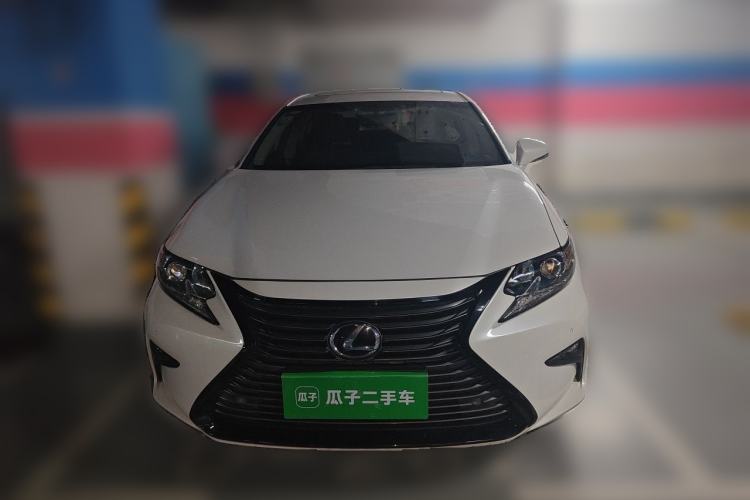 Used Lexus ES 2017 200 30th Anniversary Edition Front
