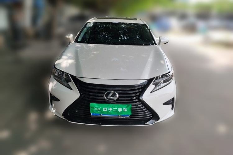 Used Lexus ES 2017 200 30th Anniversary Edition Front