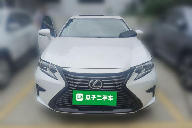 Used Lexus ES 2017 200 30th Anniversary Edition Front