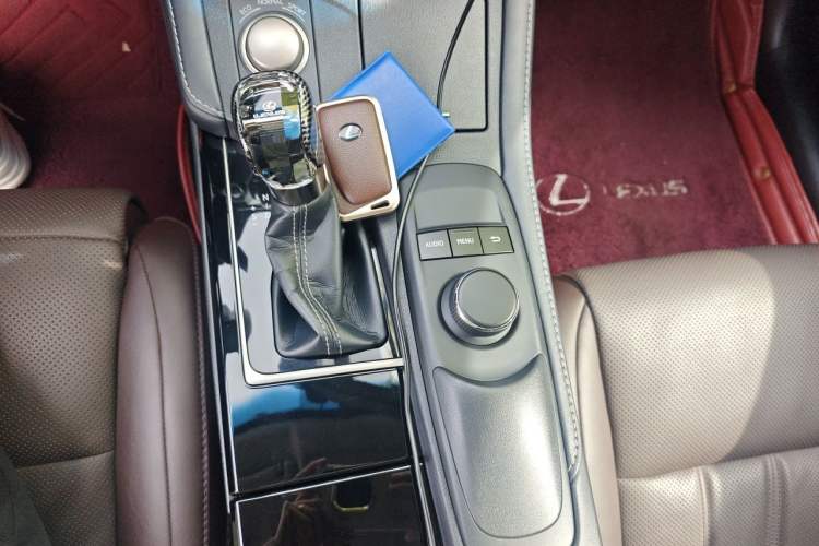 Used Lexus ES 2017 200 30th Anniversary Edition Gear Lever