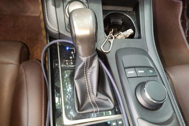 Used Lexus ES 2017 200 30th Anniversary Edition Gear Lever