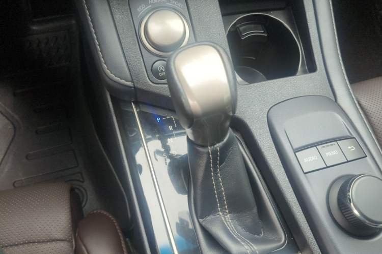 Used Lexus ES 2017 200 30th Anniversary Edition Gear Lever