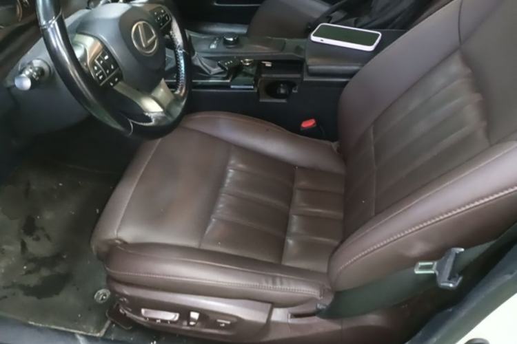 Used Lexus ES 2017 200 30th Anniversary Edition Left Front Seat
