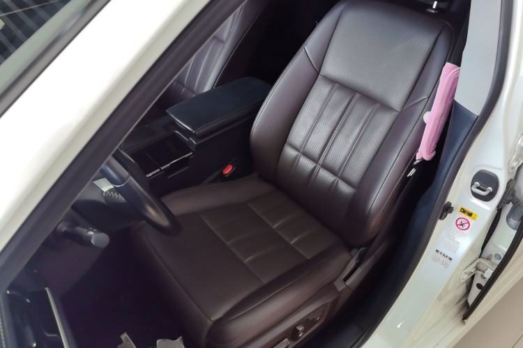 Used Lexus ES 2017 200 30th Anniversary Edition Left Front Seat