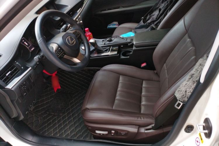 Used Lexus ES 2017 200 30th Anniversary Edition Left Front Seat