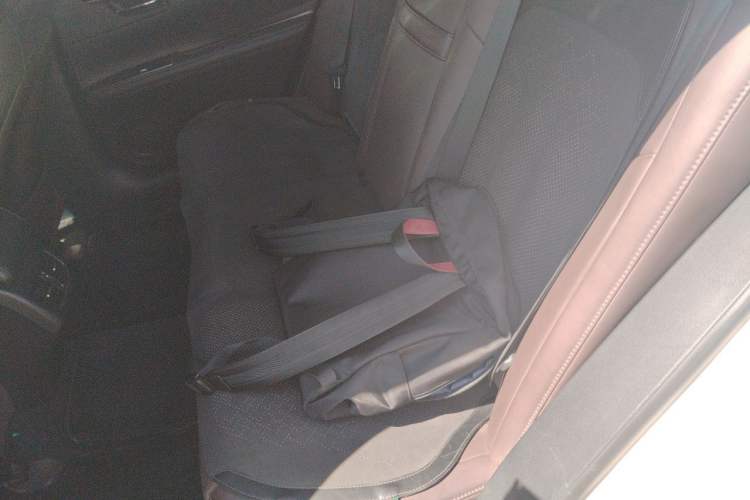 Used Lexus ES 2017 200 30th Anniversary Edition Left Rear Seat