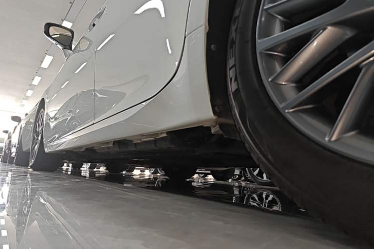 Used Lexus ES 2017 200 30th Anniversary Edition Left Side Sill