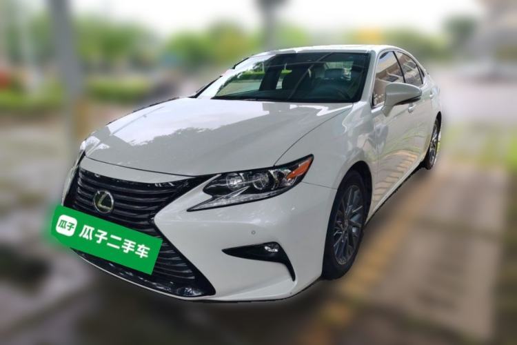 Used Lexus ES 2017 200 30th Anniversary Edition Guazi used car, China used car export, Used car for sale, Used cars, Cheapest cars for sale
