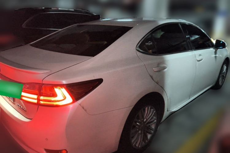 Used Lexus ES 2017 200 30th Anniversary Edition Rear