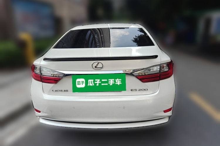 Used Lexus ES 2017 200 30th Anniversary Edition Rear