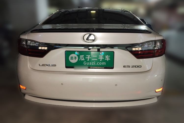 Used Lexus ES 2017 200 30th Anniversary Edition Rear