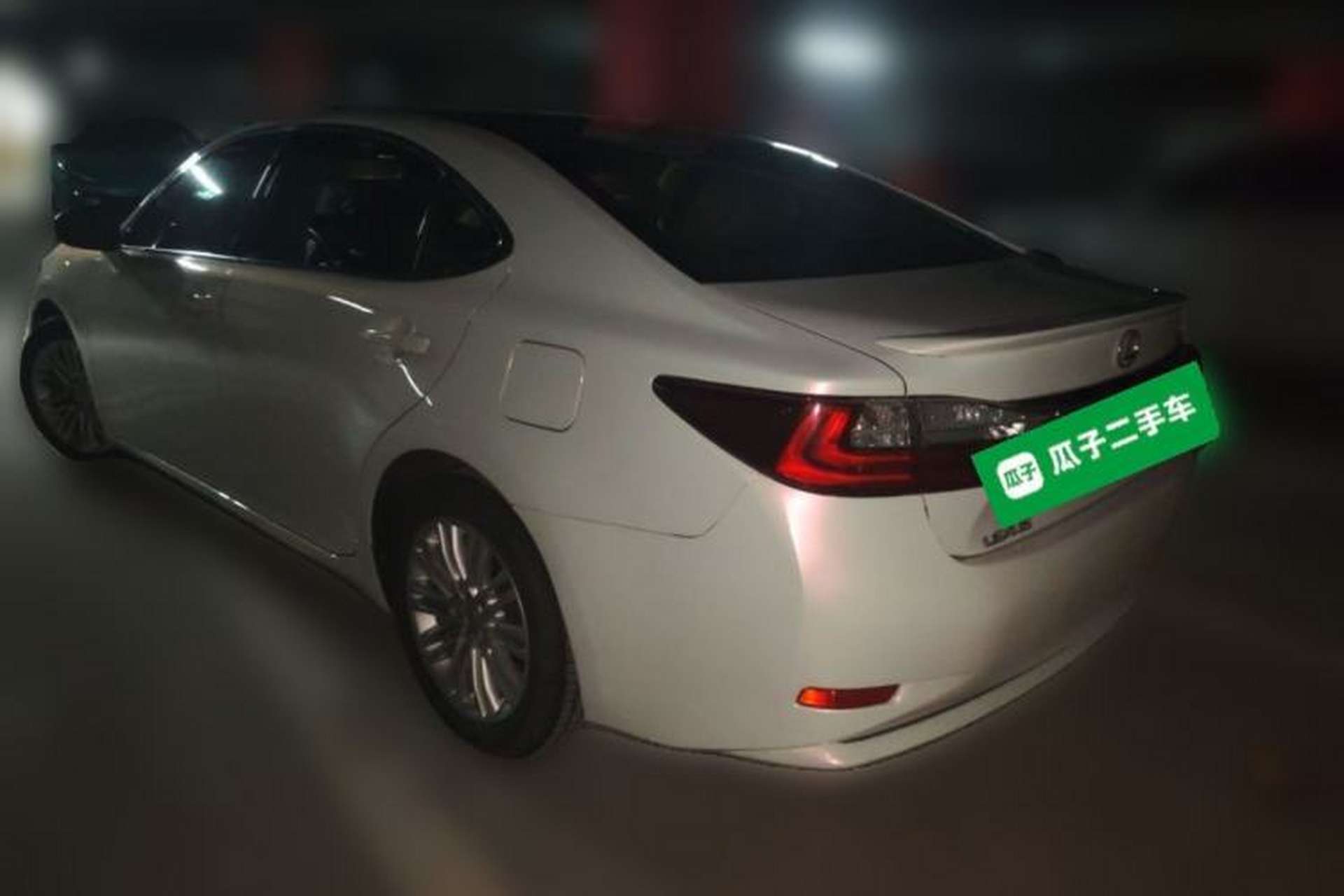 Used Lexus ES 2017 200 30th Anniversary Edition Rear Left 45 Deg